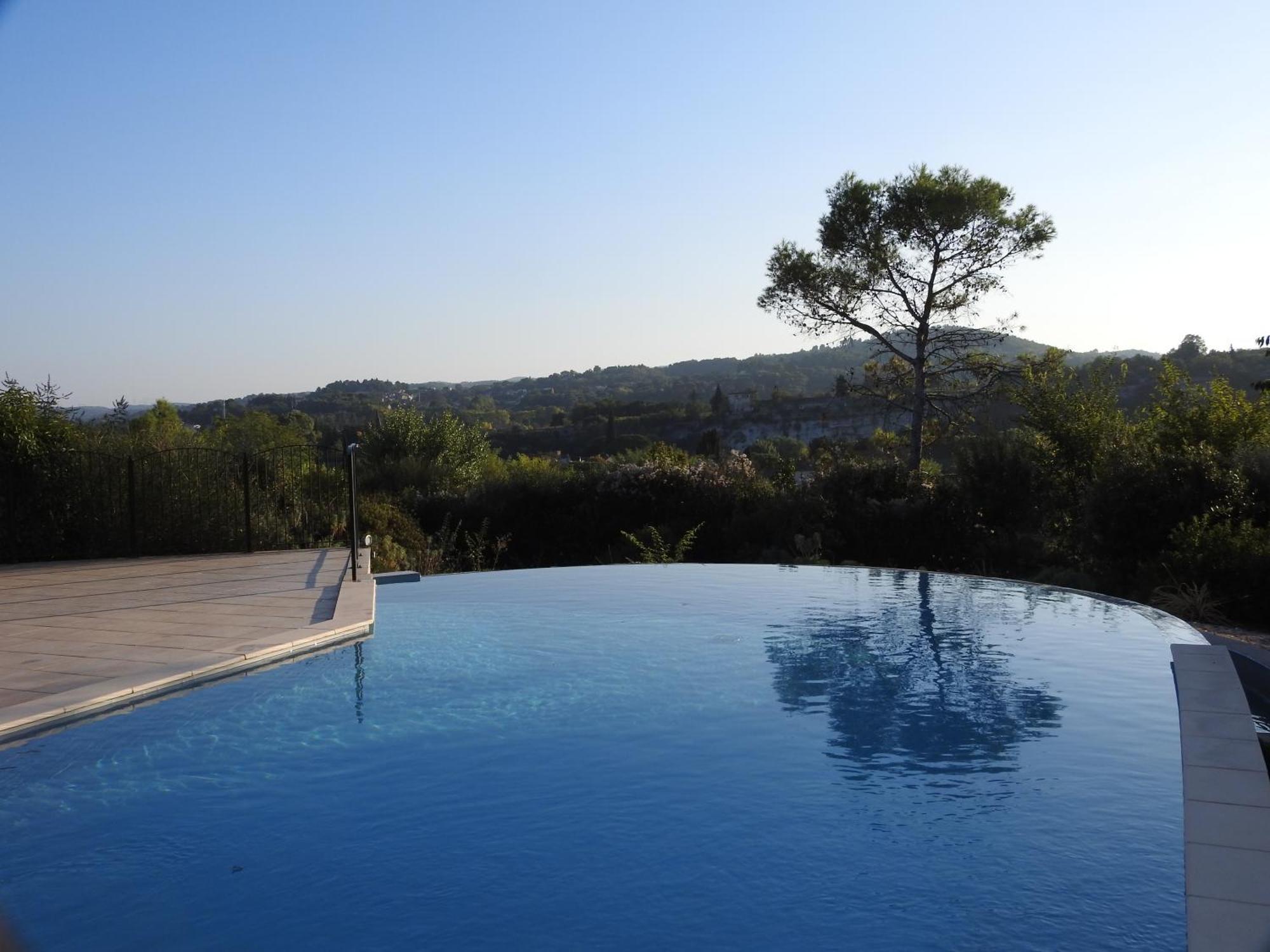 Superbe Appartement Dans Residence Avec Piscine Saint-Martin-d'Ardeche Exterior photo